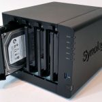 Synology DS916 Inserting Hard Drive