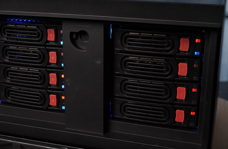 Quiet Storage NAS with 8 Drive Bays