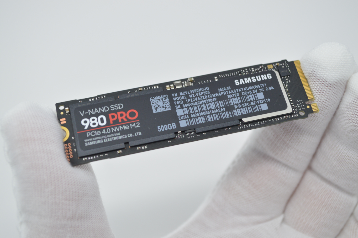 980 500GB PCIe Gen4 NVMe SSD Benchmarks Review