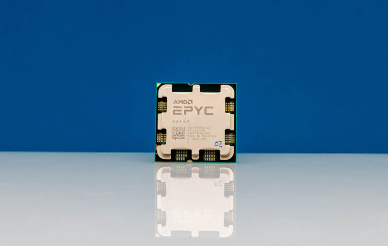 AMD EPYC 4224P Front 1
