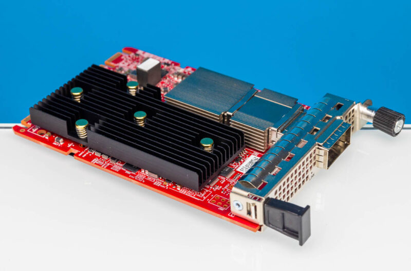 Broadcom 400 기가비트 OCP NIC 3.0 앵글 2