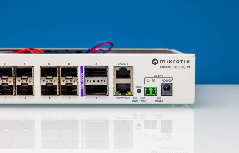 MikroTik CRS510 8XS 2XQ IN Front Management And DC No Top