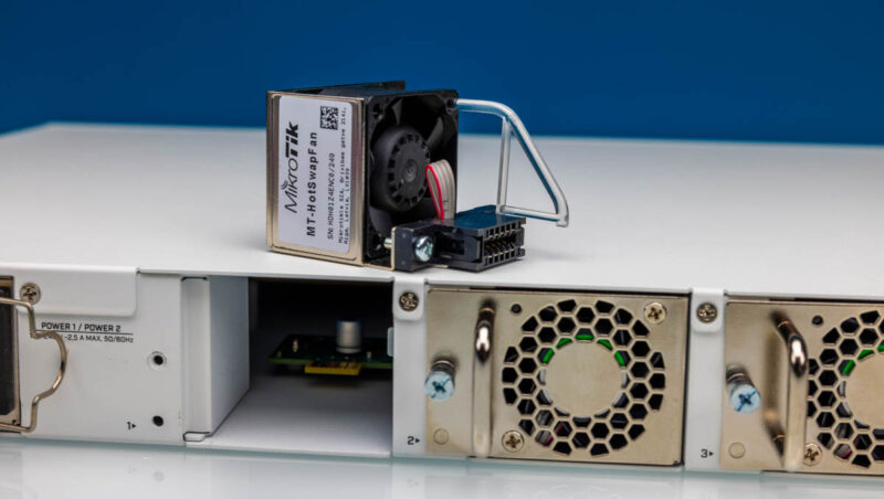 MikroTik CRS520 4XS 16XQ RM Fan Module