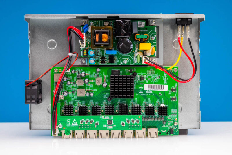 YuanLey YS100 0800TP Internal Overview