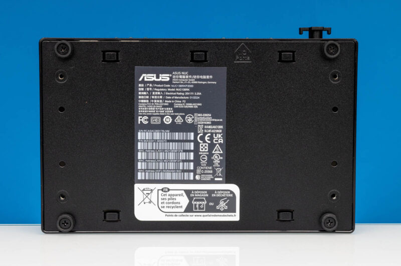 ASUS NUC 13 Rugged Bottom