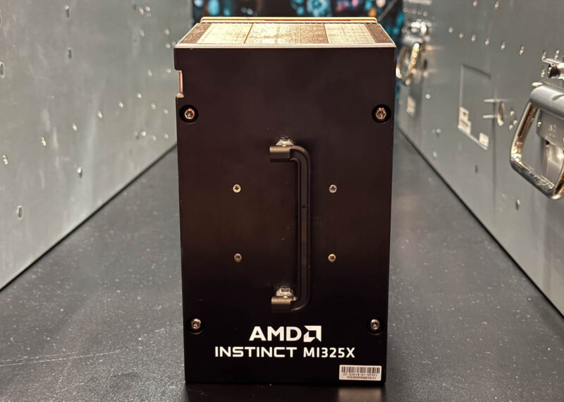 AMD Instinct MI325X OAM 3