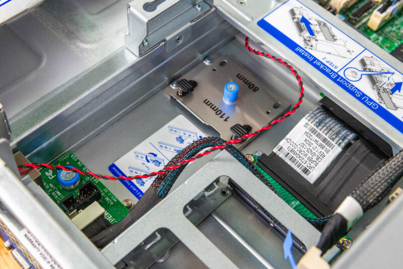 Supermicro SYS 222H TN M.2 Slots