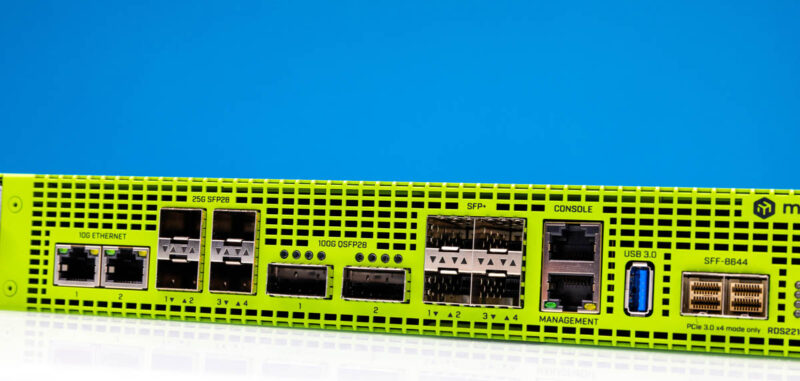 MikroTik RDS2216 02XG 4S+4XS 2XQ_ 2